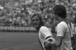 Neeskens - Cruyff - Ajax NL photo