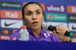 marta podpisała nową umowę z orlando pride