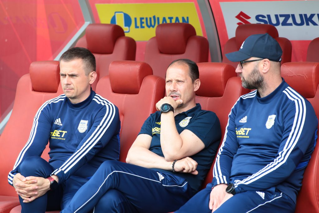 trener kędziorek