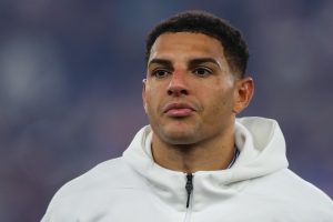 como obrońca diego carlos